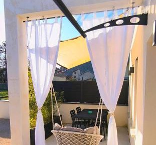 One-Bedroom House