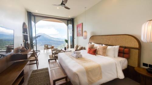 Deluxe Double Room (2 Adults + 1 Child)