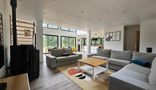 Villa with Garden View