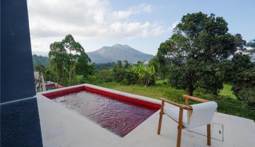 Flash Deal at One-Bedroom Villa with Private Heated Pool