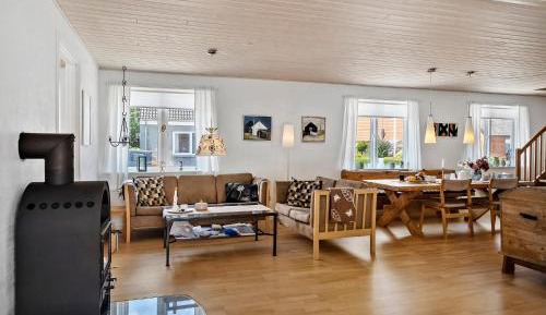 Four-Bedroom Vacation Home