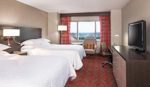 Guest room, 2 Queen, High floor