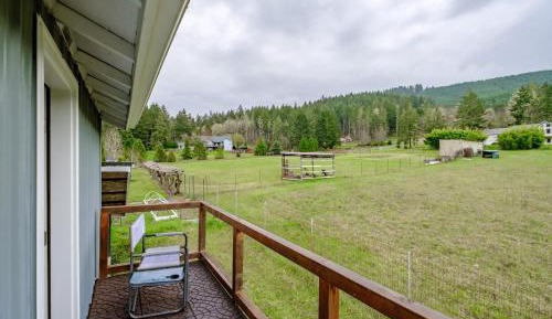 King Studio with Sofa Bed