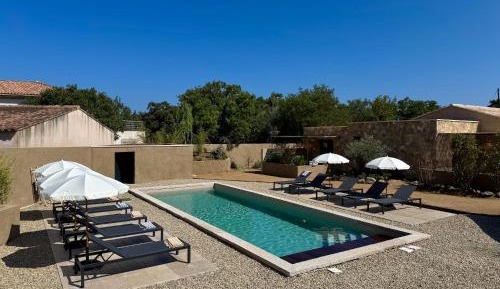Queen Room with Garden View