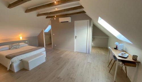 Classic Quadruple Room