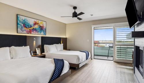 Premium Queen Room with Two Queen Beds