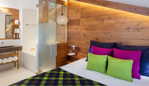 Two-Bedroom Deluxe Suite - Cozy Home