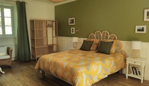 Queen Room with Garden View