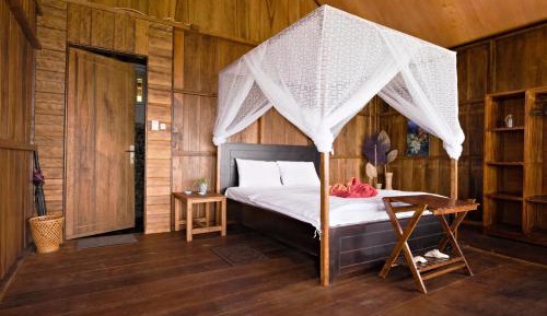 Deluxe Double Room with Balcony and Sea View