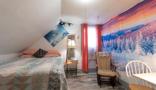 Double Room with Shared Bathroom