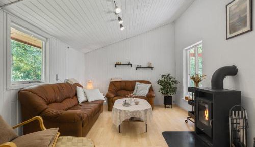 Three-Bedroom Vacation Home 