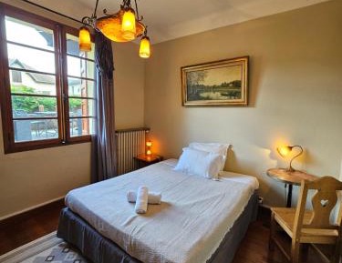 Double Room with Shared Bathroom