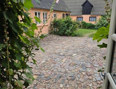 Five-Bedroom Apartment