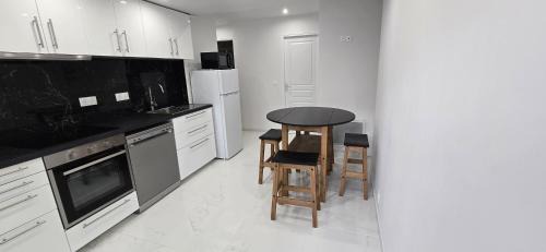 One-Bedroom Apartment with Garden View