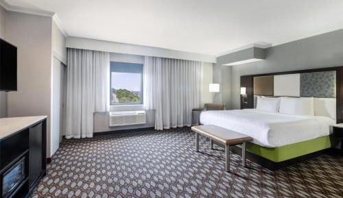 Executive King Room - Non-Smoking