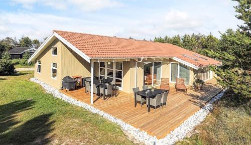 Four-Bedroom Vacation Home