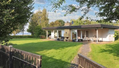 Three-Bedroom Vacation Home 