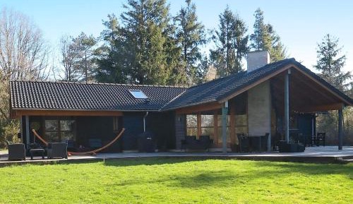 Three-Bedroom Vacation Home 
