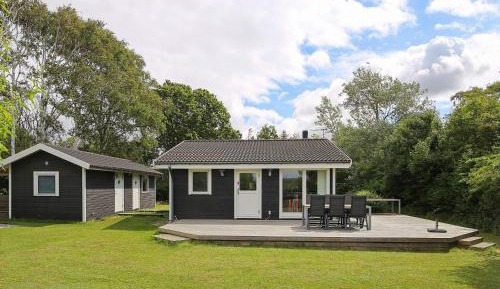 Three-Bedroom Vacation Home 