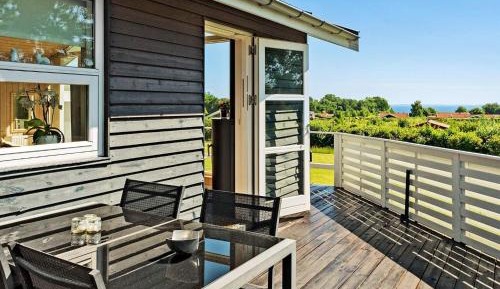 Three-Bedroom Vacation Home 