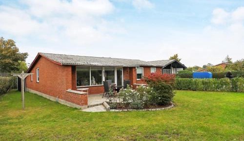 Three-Bedroom Vacation Home 