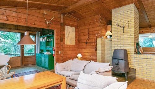 Three-Bedroom Vacation Home 