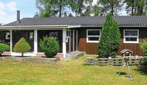 Three-Bedroom Vacation Home 