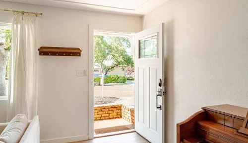 One-Bedroom House