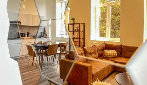 One-Bedroom Apartment with View