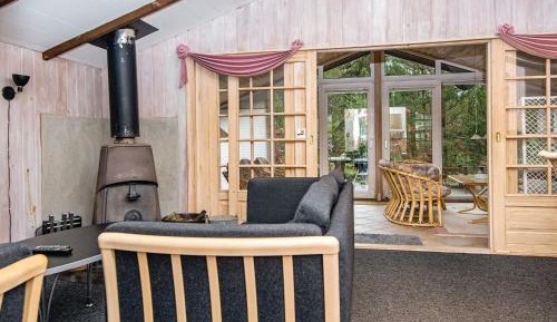 Three-Bedroom Vacation Home 