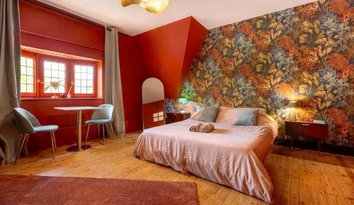 Queen Room with Garden View