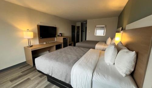 Superior Queen Room with Two Queen Beds - Non-Smoking