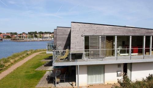 Three-Bedroom Vacation Home 