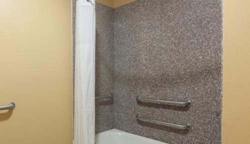 King Room - Disability Access/Non-Smoking