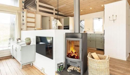Three-Bedroom Vacation Home 