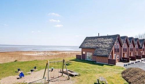 Three-Bedroom Vacation Home 
