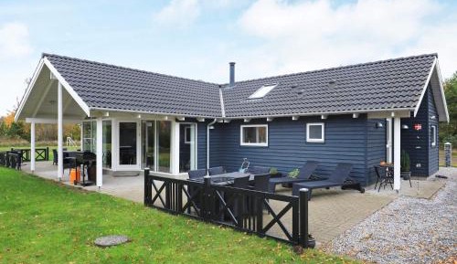 Four-Bedroom Vacation Home