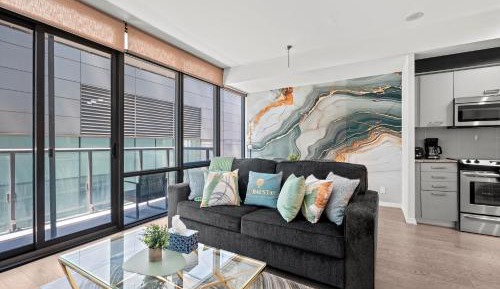One-Bedroom Apartment with Balcony