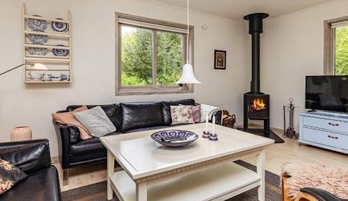 Three-Bedroom Vacation Home 