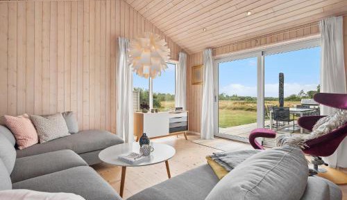 Three-Bedroom Vacation Home 