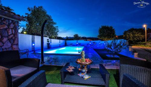 One-Bedroom Villa with Jacuzzi