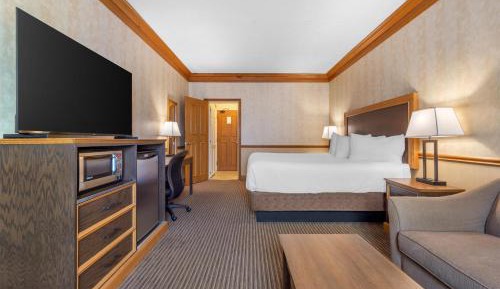 King Room with Sofa Bed - Non-Smoking