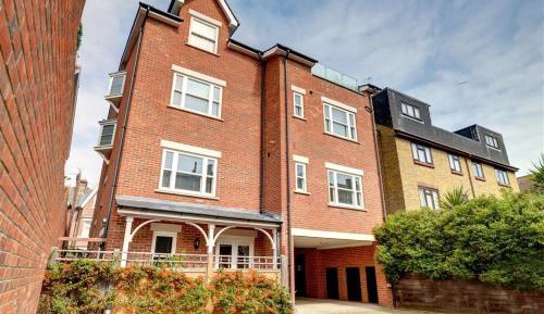 Four-Bedroom Apartment