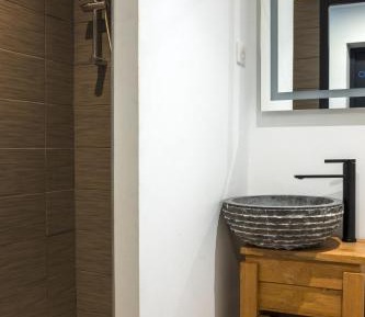 Twin Room Rhône Side
