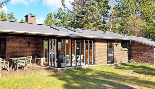 Three-Bedroom Vacation Home 