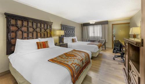 Queen Room with Two Queen Beds - Non-Smoking