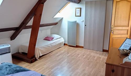 Double Room with Private Bathroom