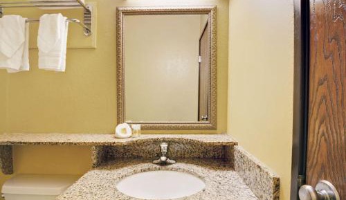 Double Room - Non-Smoking 