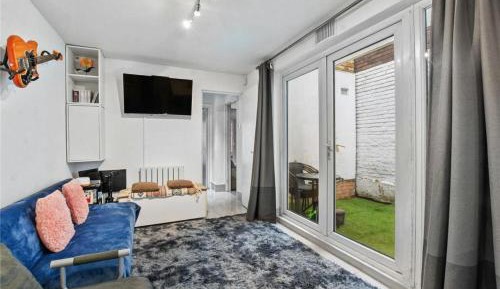 Two-Bedroom Apartment with Garden View