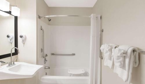 Double Room with Two Double Beds - Non-Smoking